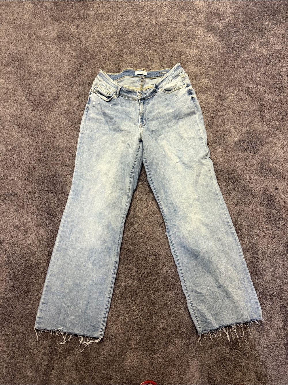 Judy Blue Light Blue Straight Leg Jeans with Frayed Hem